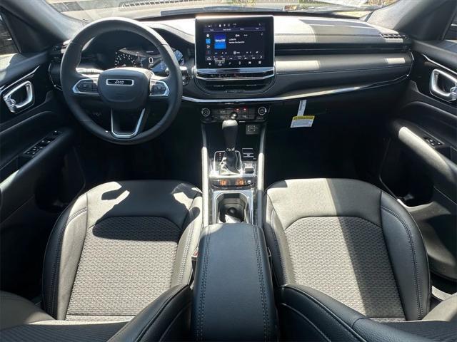 new 2025 Jeep Compass car, priced at $32,700