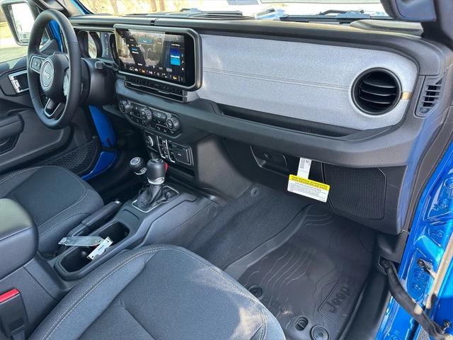 new 2025 Jeep Wrangler car, priced at $51,530