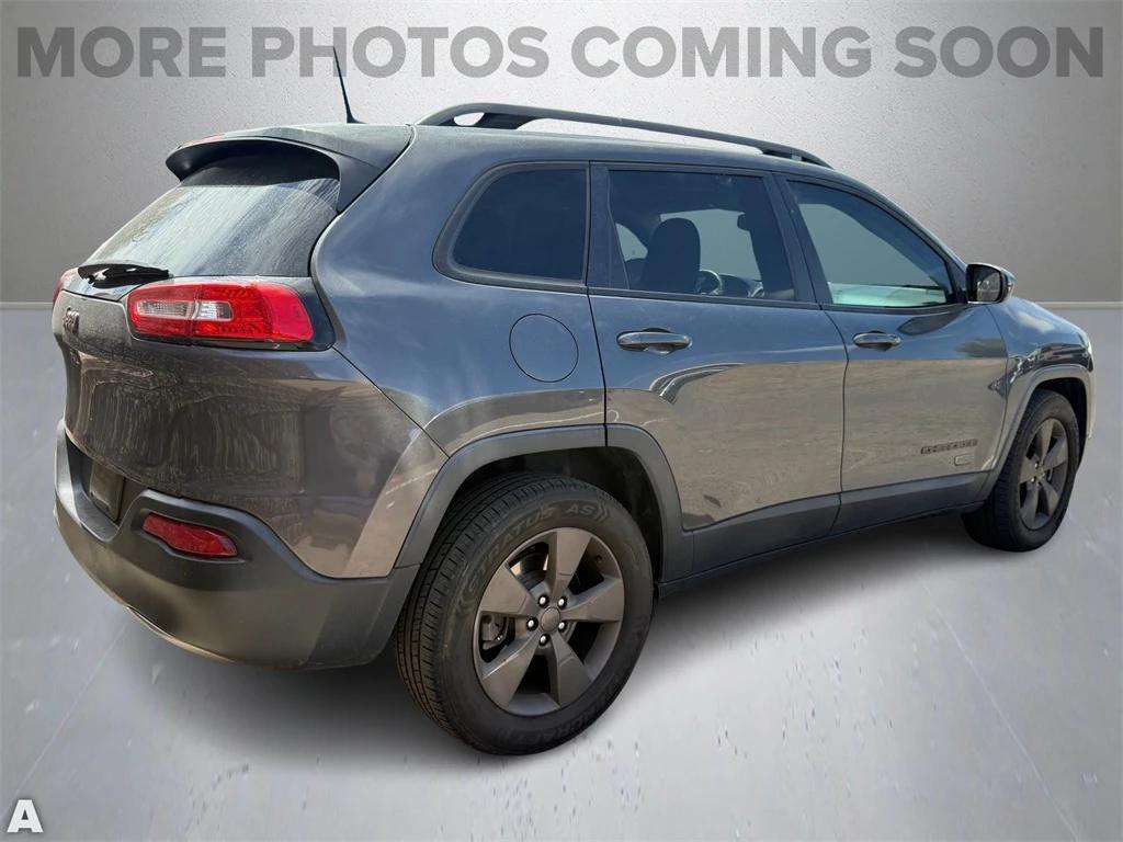 used 2016 Jeep Cherokee car, priced at $10,504