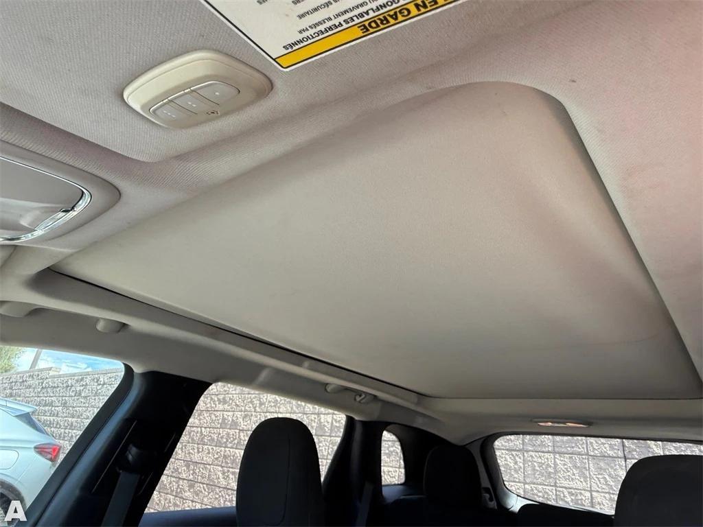 used 2016 Jeep Cherokee car, priced at $10,504