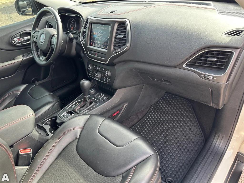 used 2019 Jeep Cherokee car, priced at $22,639