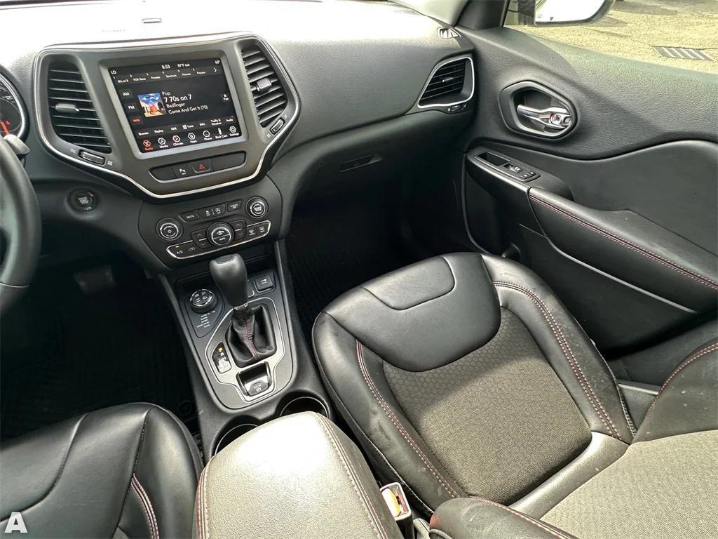 used 2019 Jeep Cherokee car, priced at $22,639