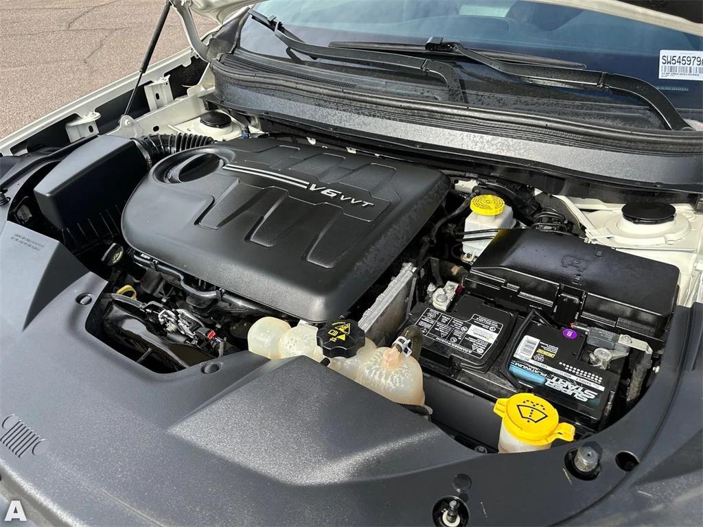 used 2019 Jeep Cherokee car, priced at $22,639
