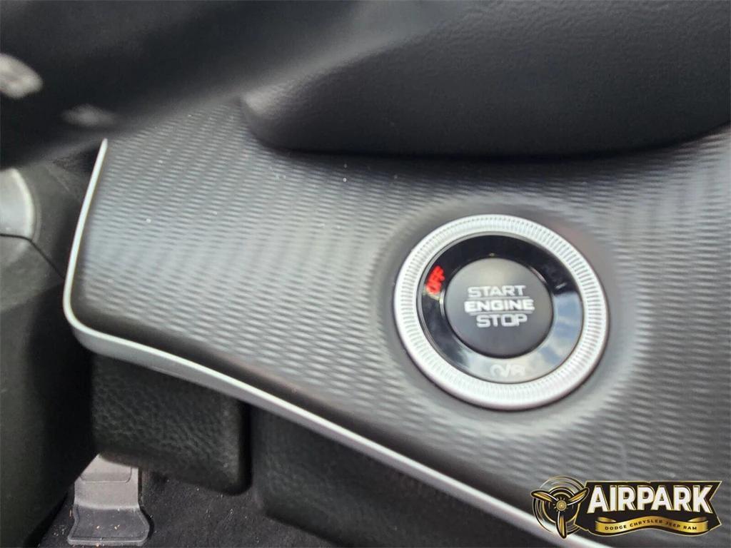 new 2025 Jeep Grand Cherokee L car, priced at $44,920