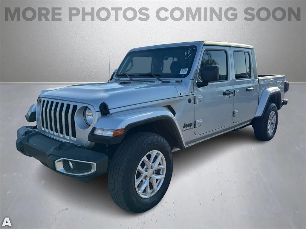 used 2023 Jeep Gladiator car, priced at $29,235