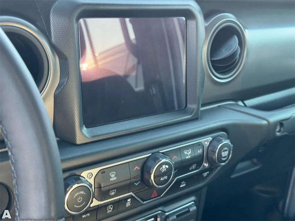 used 2023 Jeep Gladiator car, priced at $29,235