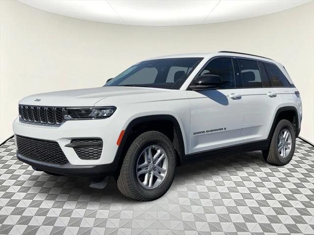 new 2025 Jeep Grand Cherokee car, priced at $40,625