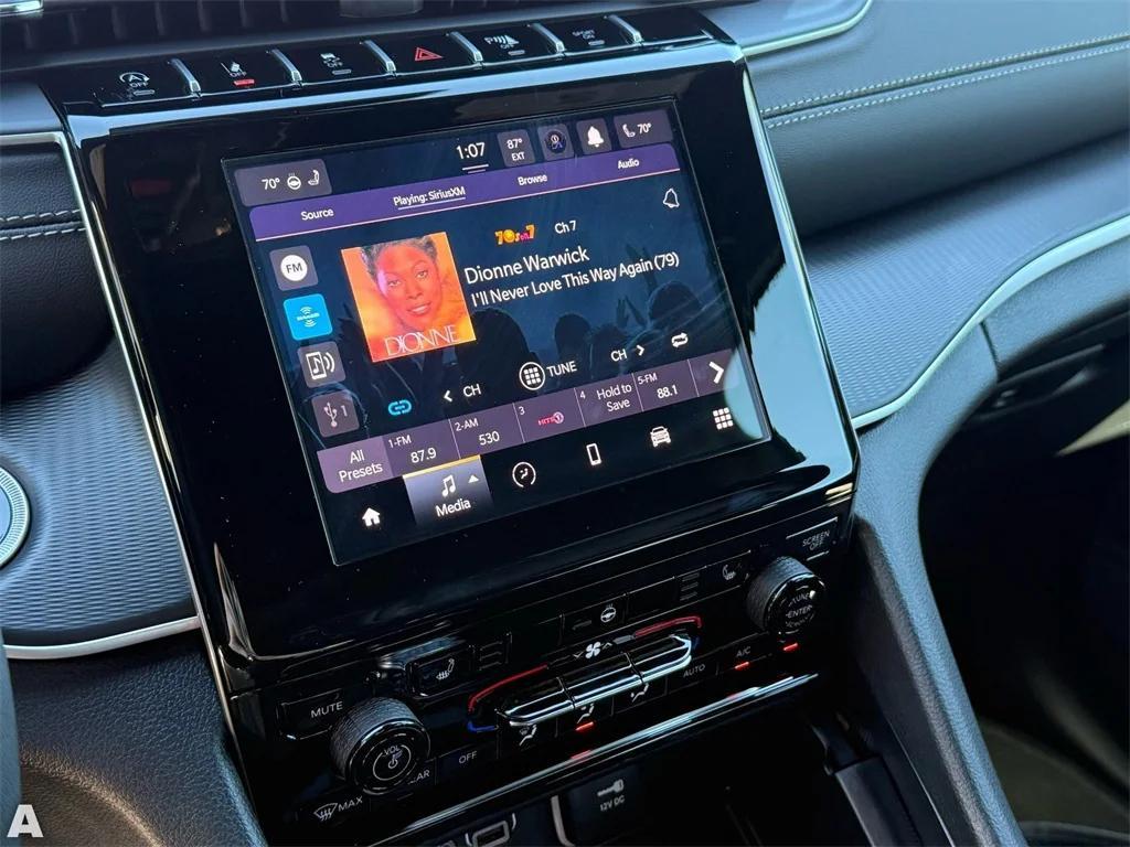 used 2025 Jeep Grand Cherokee car, priced at $37,453