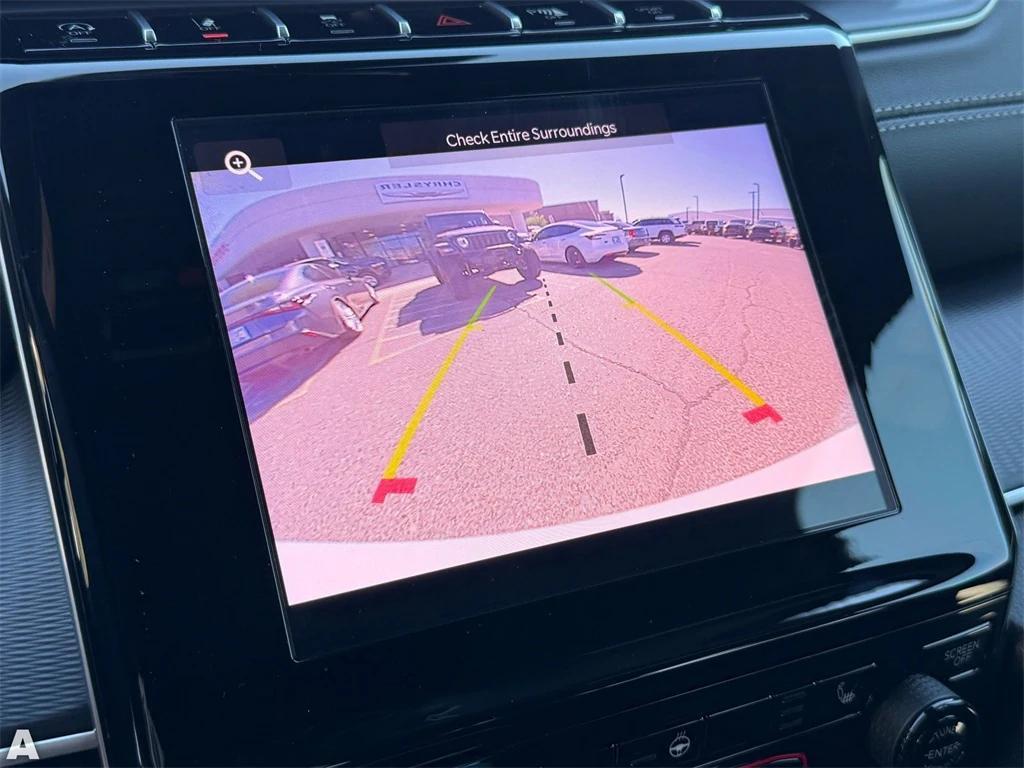 used 2025 Jeep Grand Cherokee car, priced at $37,453