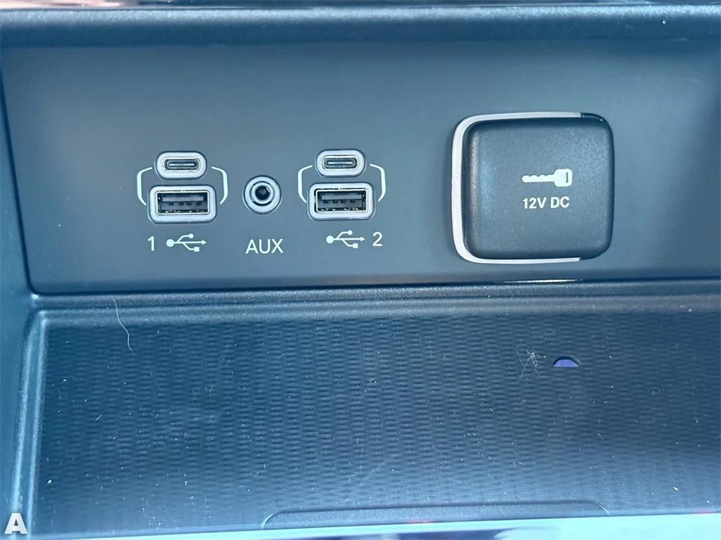 used 2025 Jeep Grand Cherokee car, priced at $37,453