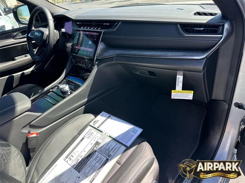 new 2025 Jeep Grand Cherokee L car, priced at $68,230