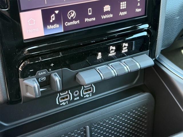 new 2025 Ram 1500 car, priced at $60,345