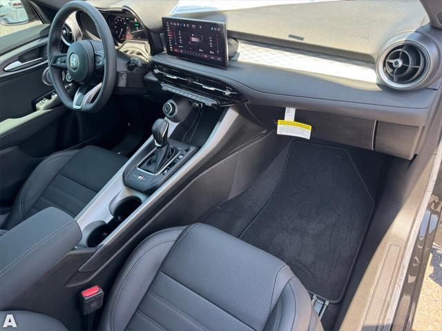 used 2024 Alfa Romeo Tonale car, priced at $31,999