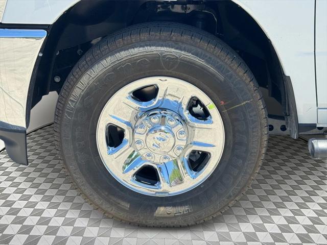 new 2025 Ram 3500 car, priced at $70,535