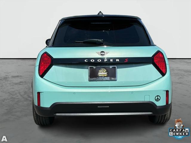 used 2025 MINI Hardtop car, priced at $33,384