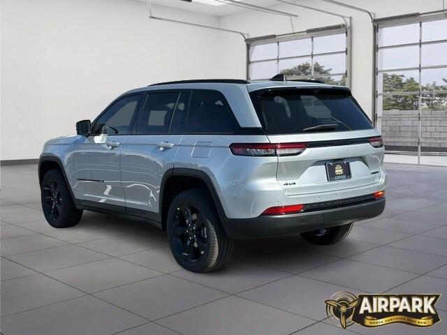 new 2025 Jeep Grand Cherokee car, priced at $56,655