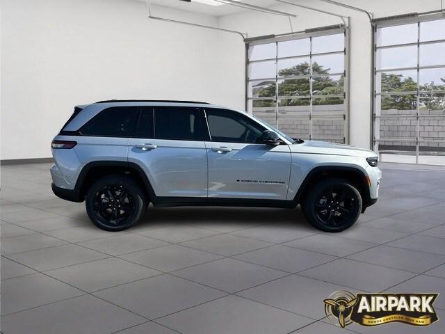 new 2025 Jeep Grand Cherokee car, priced at $56,655
