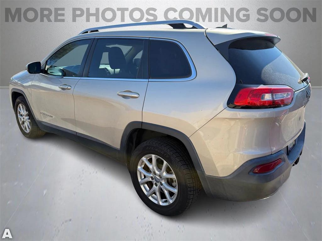 used 2015 Jeep Cherokee car, priced at $7,210