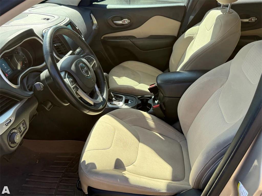 used 2015 Jeep Cherokee car, priced at $7,210