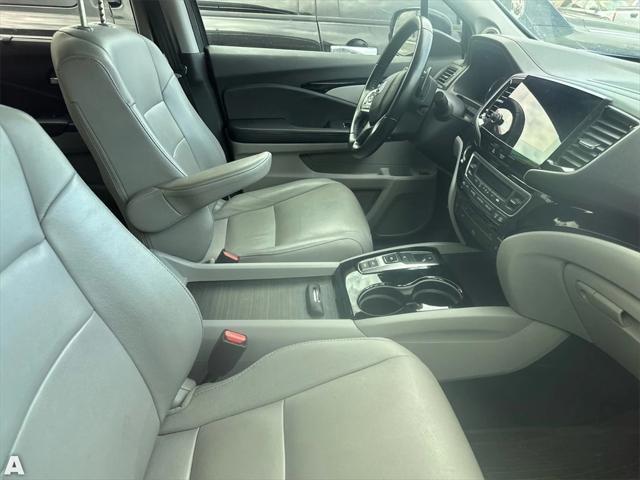 used 2020 Honda Pilot car, priced at $27,991