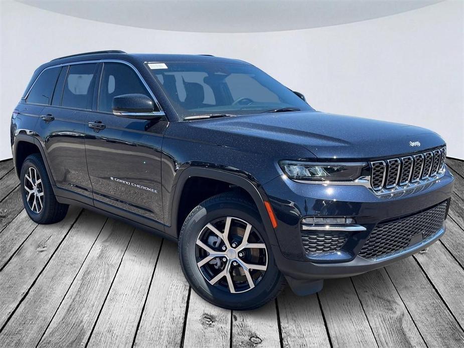 new 2024 Jeep Grand Cherokee car, priced at $48,802