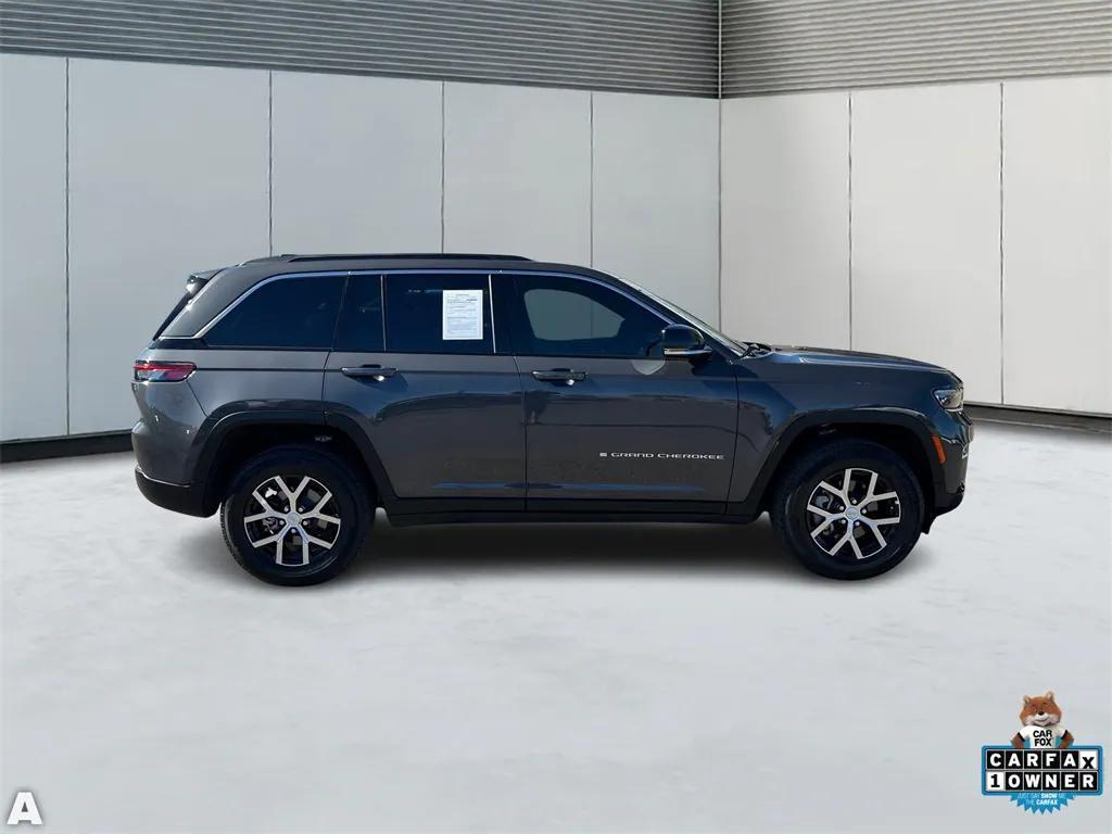 used 2025 Jeep Grand Cherokee car, priced at $38,999