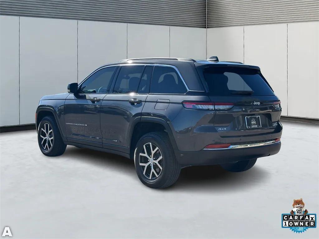 used 2025 Jeep Grand Cherokee car, priced at $38,999