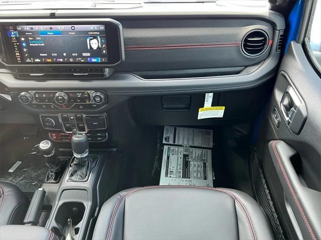 new 2025 Jeep Gladiator car, priced at $64,380