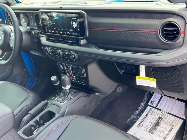 new 2025 Jeep Gladiator car, priced at $64,380
