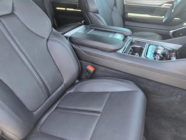 new 2025 Jeep Wagoneer L car, priced at $88,295