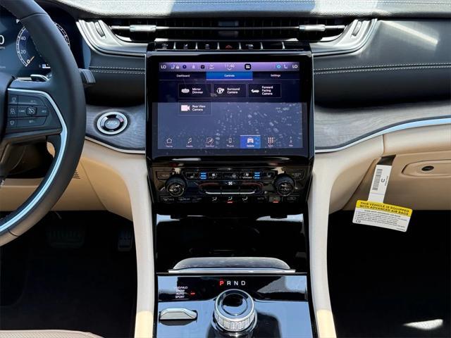 new 2025 Jeep Grand Cherokee car, priced at $52,935