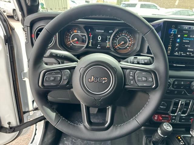 new 2025 Jeep Wrangler car, priced at $75,380