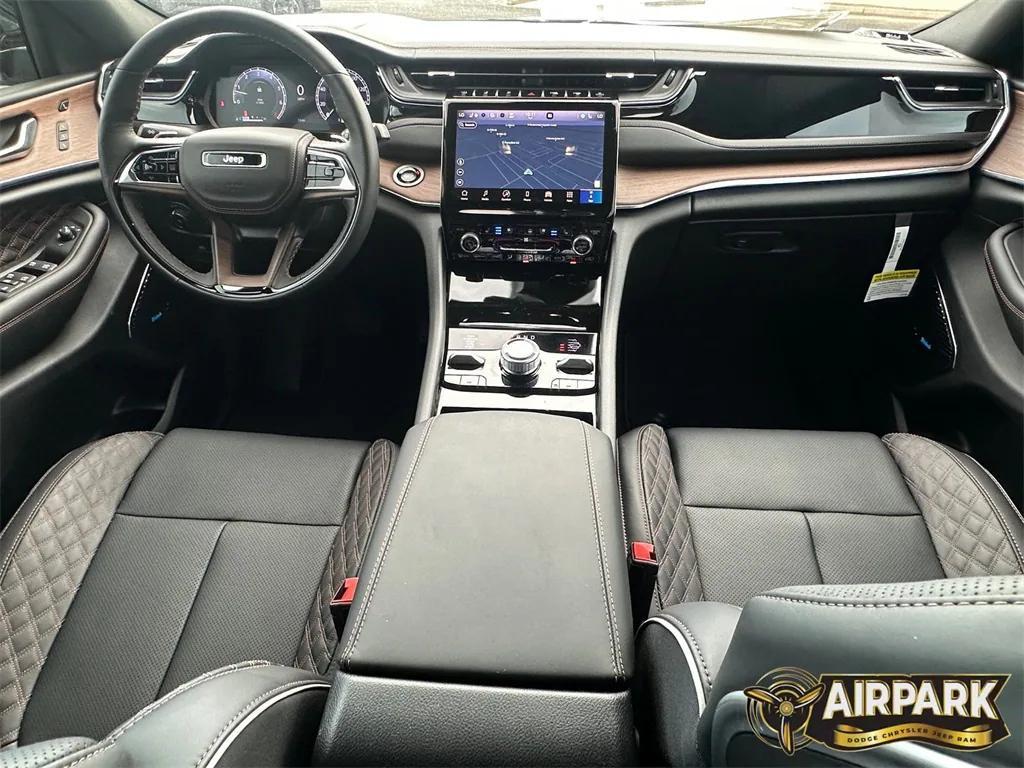 new 2025 Jeep Grand Cherokee L car, priced at $73,045