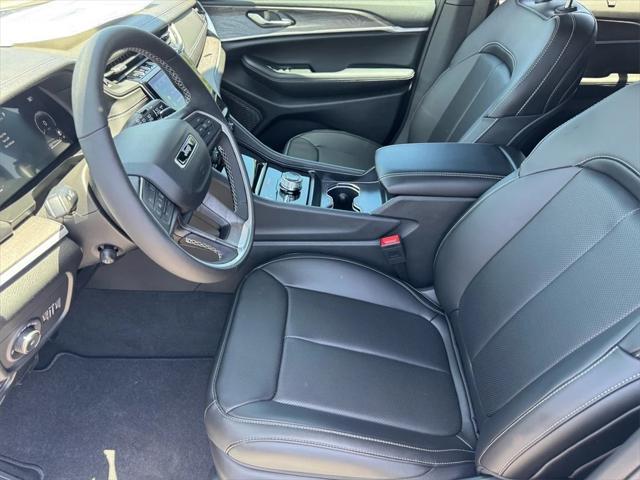 new 2025 Jeep Grand Cherokee car, priced at $52,935