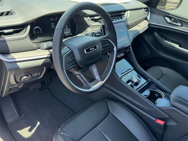 new 2025 Jeep Grand Cherokee car, priced at $52,935