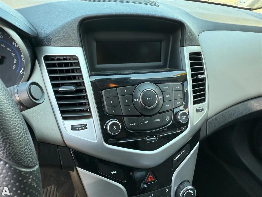 used 2016 Chevrolet Cruze Limited car, priced at $6,393