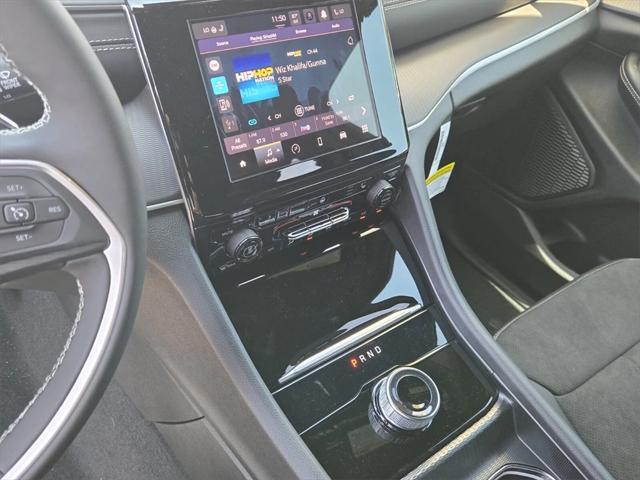 new 2025 Jeep Grand Cherokee car, priced at $49,370