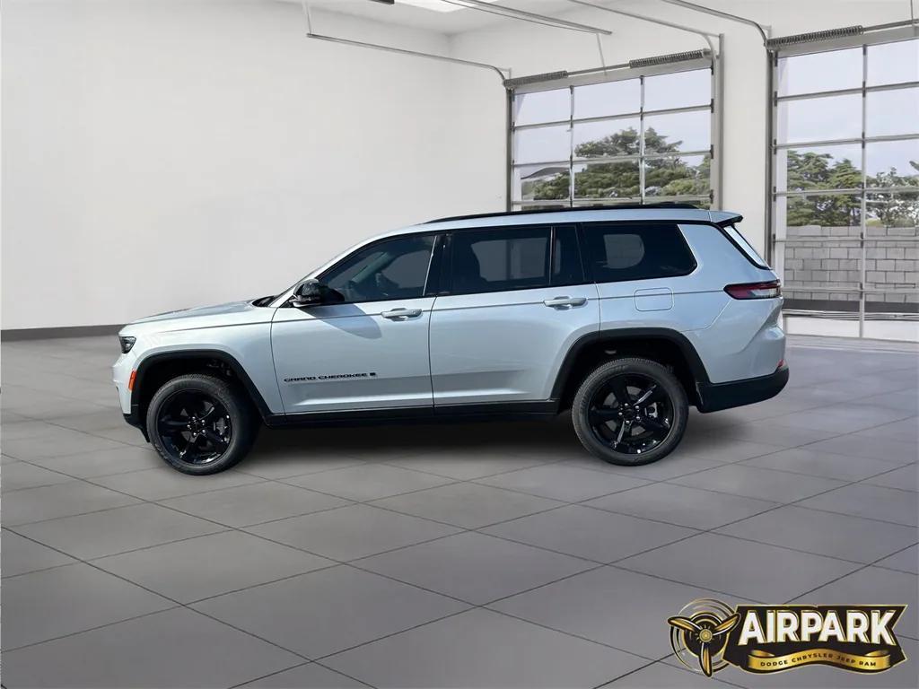 new 2025 Jeep Grand Cherokee L car, priced at $52,120