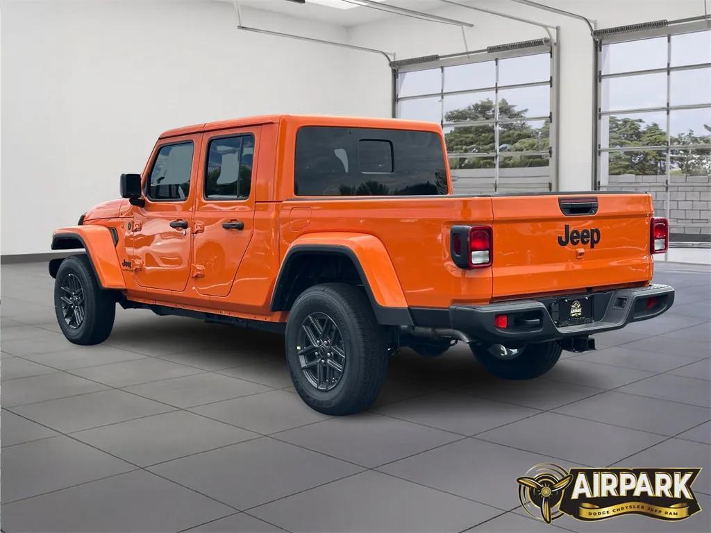new 2025 Jeep Gladiator car, priced at $53,790