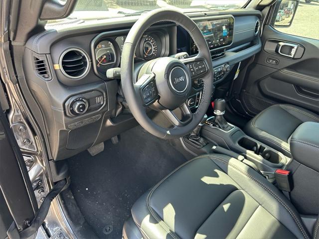 new 2025 Jeep Gladiator car, priced at $52,695