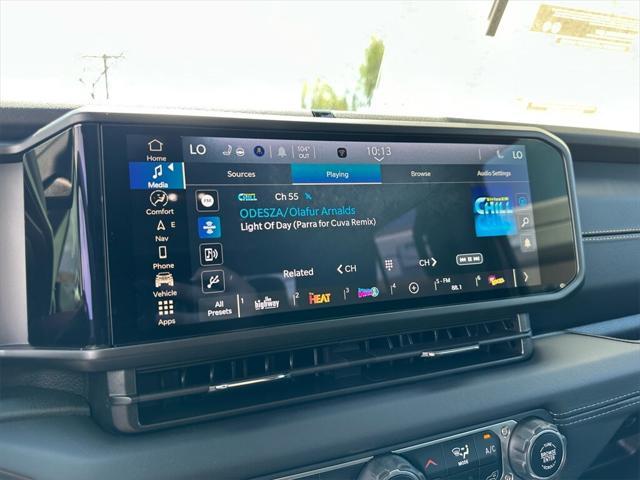 new 2025 Jeep Gladiator car, priced at $52,695