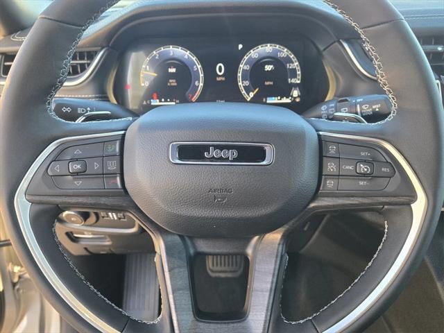 new 2025 Jeep Grand Cherokee car, priced at $50,805