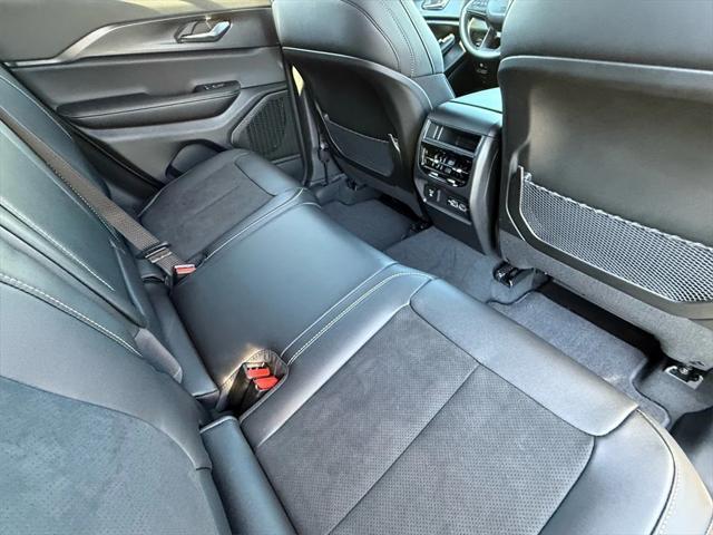 new 2025 Jeep Grand Cherokee car, priced at $48,775