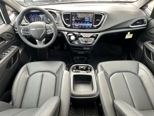 new 2025 Chrysler Pacifica car, priced at $48,315