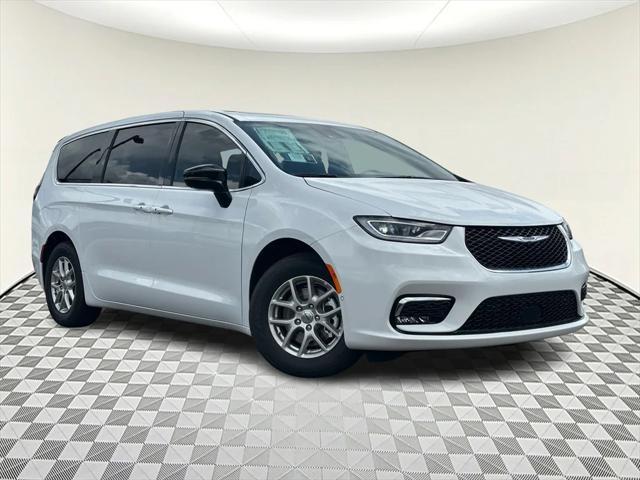 new 2025 Chrysler Pacifica car, priced at $48,315