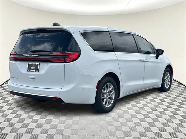 new 2025 Chrysler Pacifica car, priced at $48,315