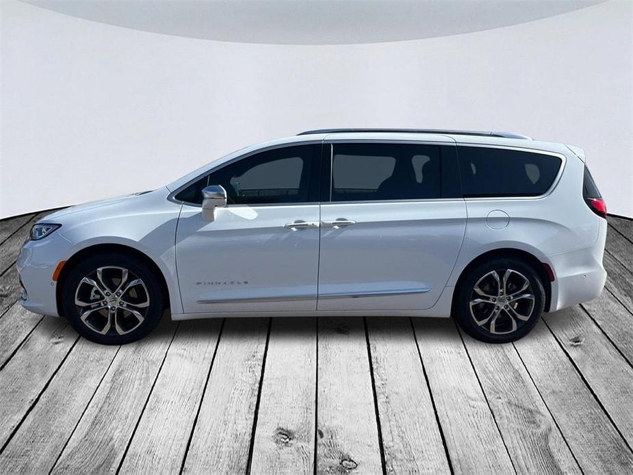 new 2024 Chrysler Pacifica car, priced at $52,335