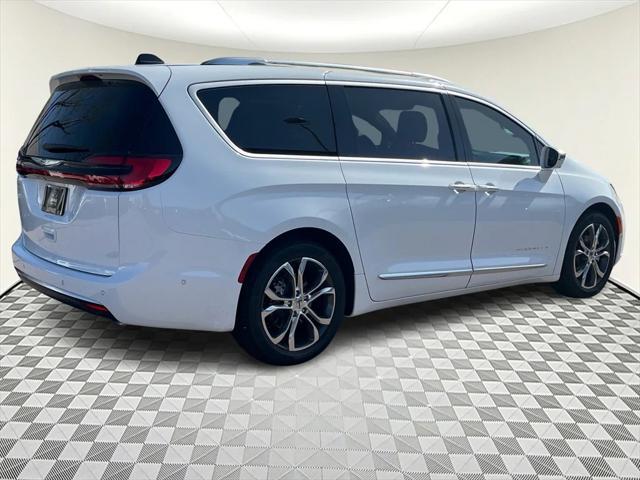 new 2024 Chrysler Pacifica car, priced at $55,585