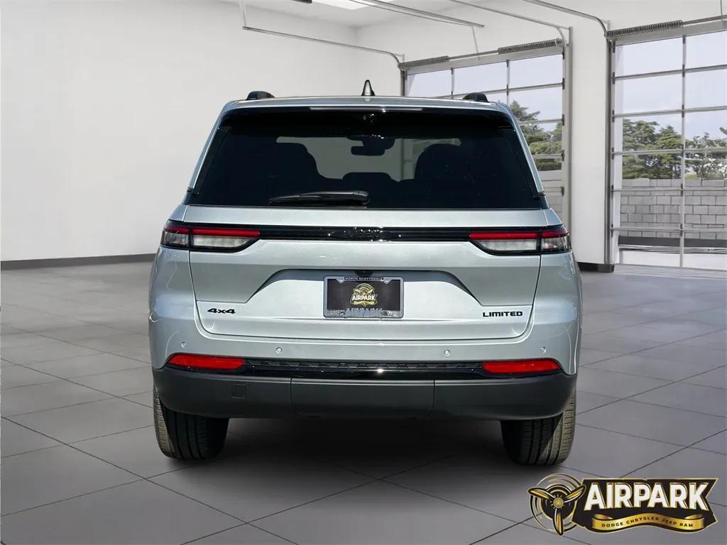 new 2025 Jeep Grand Cherokee car, priced at $56,455