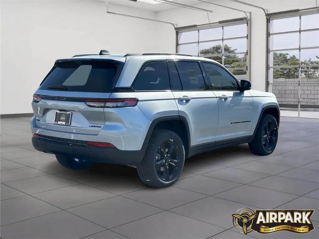 new 2025 Jeep Grand Cherokee car, priced at $56,455